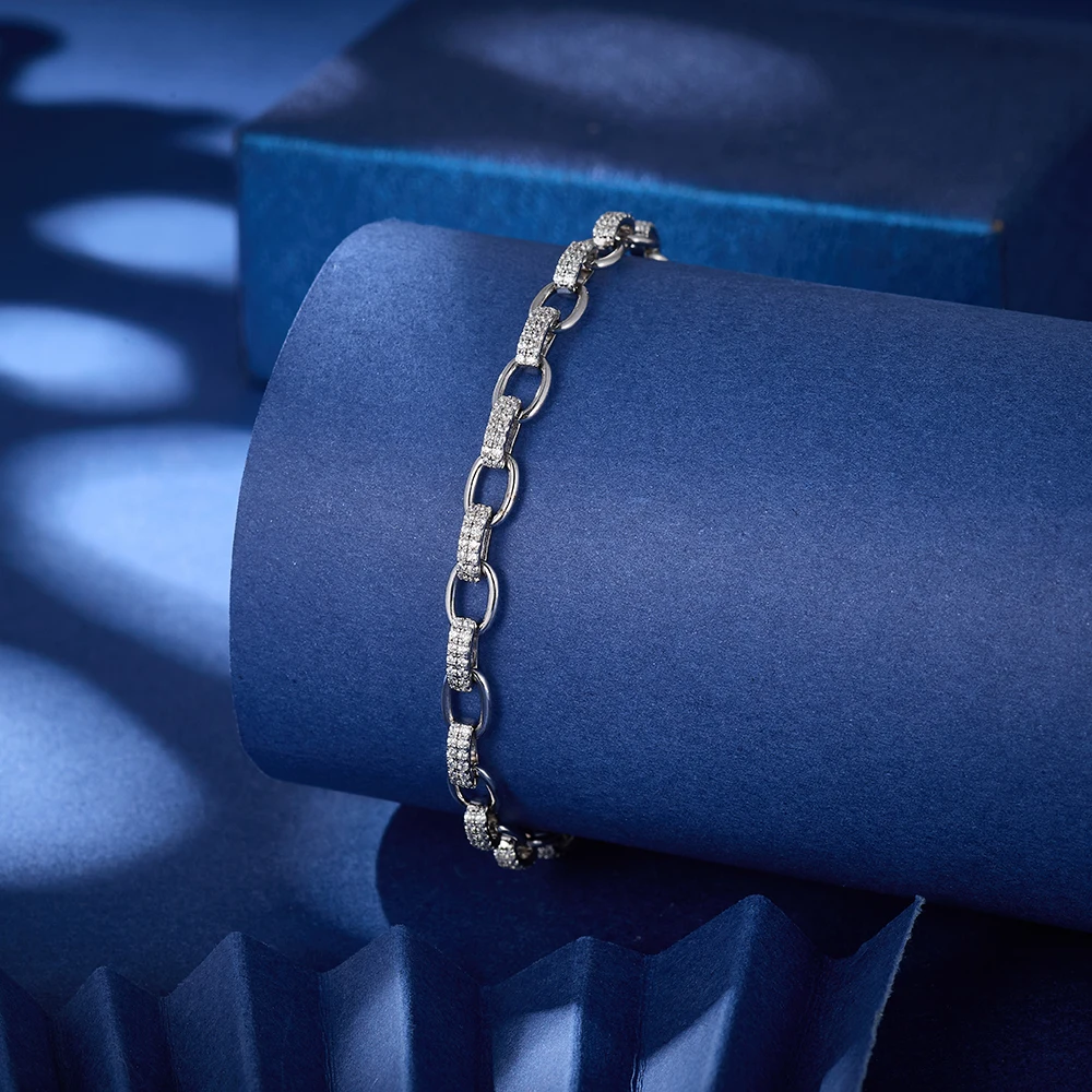 Alternating Link Bracelet with 5A Zircon Copper Rhodium Plated Women Jewelry Bridal Prom Valentine Gift Shiny Alternating Design
Alternating Link Bracelet with 5A Zircon Copper Rhodium Plated Women Jewelry Bridal Prom Valentine Gift Shiny Alternating Design