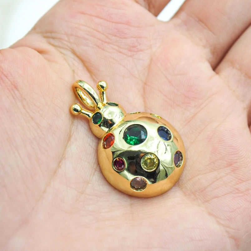 2Pcs Gold Color Pendant Insect Ladybug Invisible Setting Cubic Zirconia Copper Approx 20.2x32mm Jewelry Special Gift For Women
2Pcs Gold Color Pendant Insect Ladybug Invisible Setting Cubic Zirconia Copper Approx 20.2x32mm Jewelry Special Gift For Women