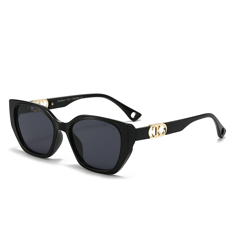 Vintage Fashion Sunglasses Luxury Plastic Frame Classic Pure Black Glasses Korean Style Trending Woman Eyewear
Vintage Fashion Sunglasses Luxury Plastic Frame Classic Pure Black Glasses Korean Style Trending Woman Eyewear