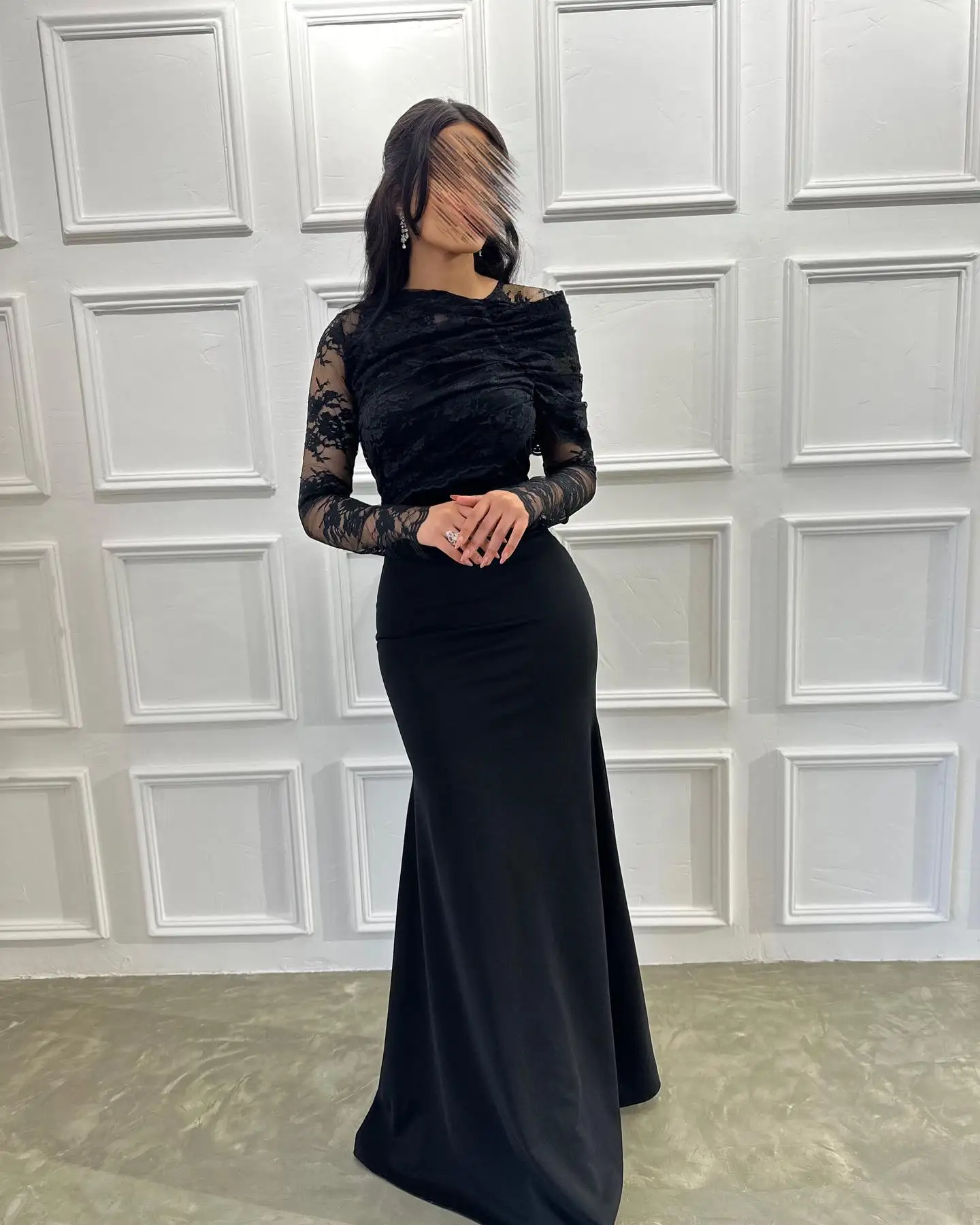 Customized Jersey Straight Lace Evening Dress O-neck Floor Length Long Sleeves Black Panel Train Luxury Vestidos de fiesta
Customized Jersey Straight Lace Evening Dress O-neck Floor Length Long Sleeves Black Panel Train Luxury Vestidos de fiesta