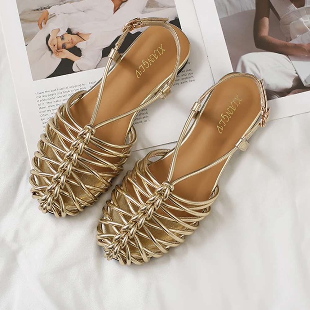 Women's summer new handmade woven toe cap sandals casual flat bottomed buckle sandals retro and versatile travel beach shoes
Women's summer new handmade woven toe cap sandals casual flat bottomed buckle sandals retro and versatile travel beach shoes
