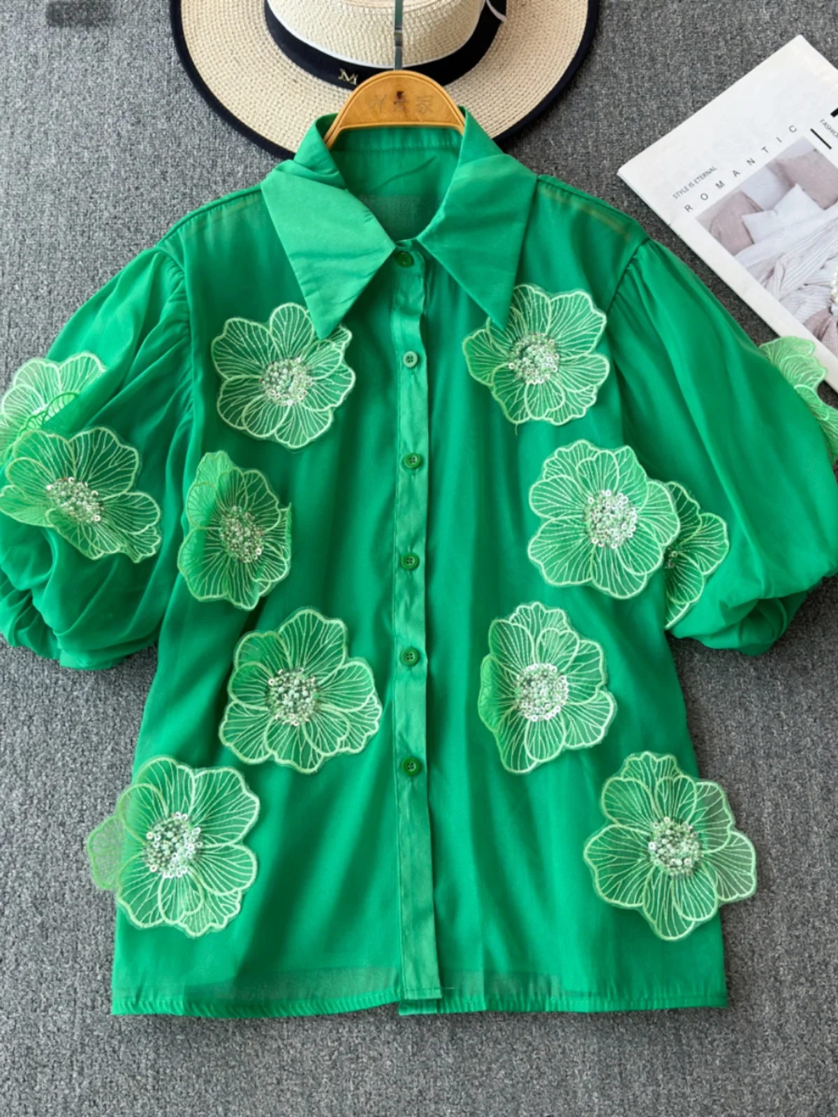 SuperAen 2024 Summer Heavy Industries Sequins Design Stereo Floral Decor Lapel Single Breasted Shirt
SuperAen 2024 Summer Heavy Industries Sequins Design Stereo Floral Decor Lapel Single Breasted Shirt