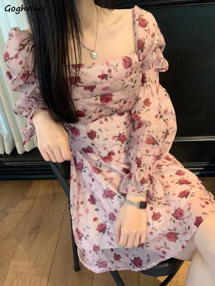 Мини-платья женские с цветочным принтом и открытой спиной нежные стильные шикарные милые повседневные уличные платья с расклешенными рукавами Vestidos корейская мода весенние Ins
Мини-платья женские с цветочным принтом и открытой спиной нежные стильные шикарные милые повседневные уличные платья с расклешенными рукавами Vestidos корейская мода весенние Ins