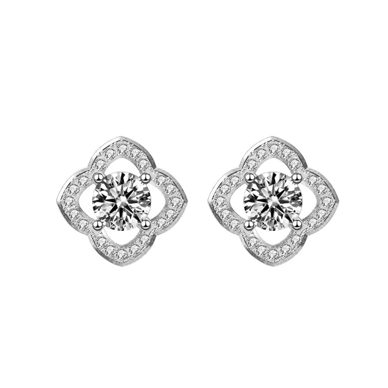 ZFSILVER Fashion Trendy Classic s925 Silver Color D Moissanite Design 0.5ct Clover Earring Women Accessories Jewelry Gift XEZ013
ZFSILVER Fashion Trendy Classic s925 Silver Color D Moissanite Design 0.5ct Clover Earring Women Accessories Jewelry Gift XEZ013