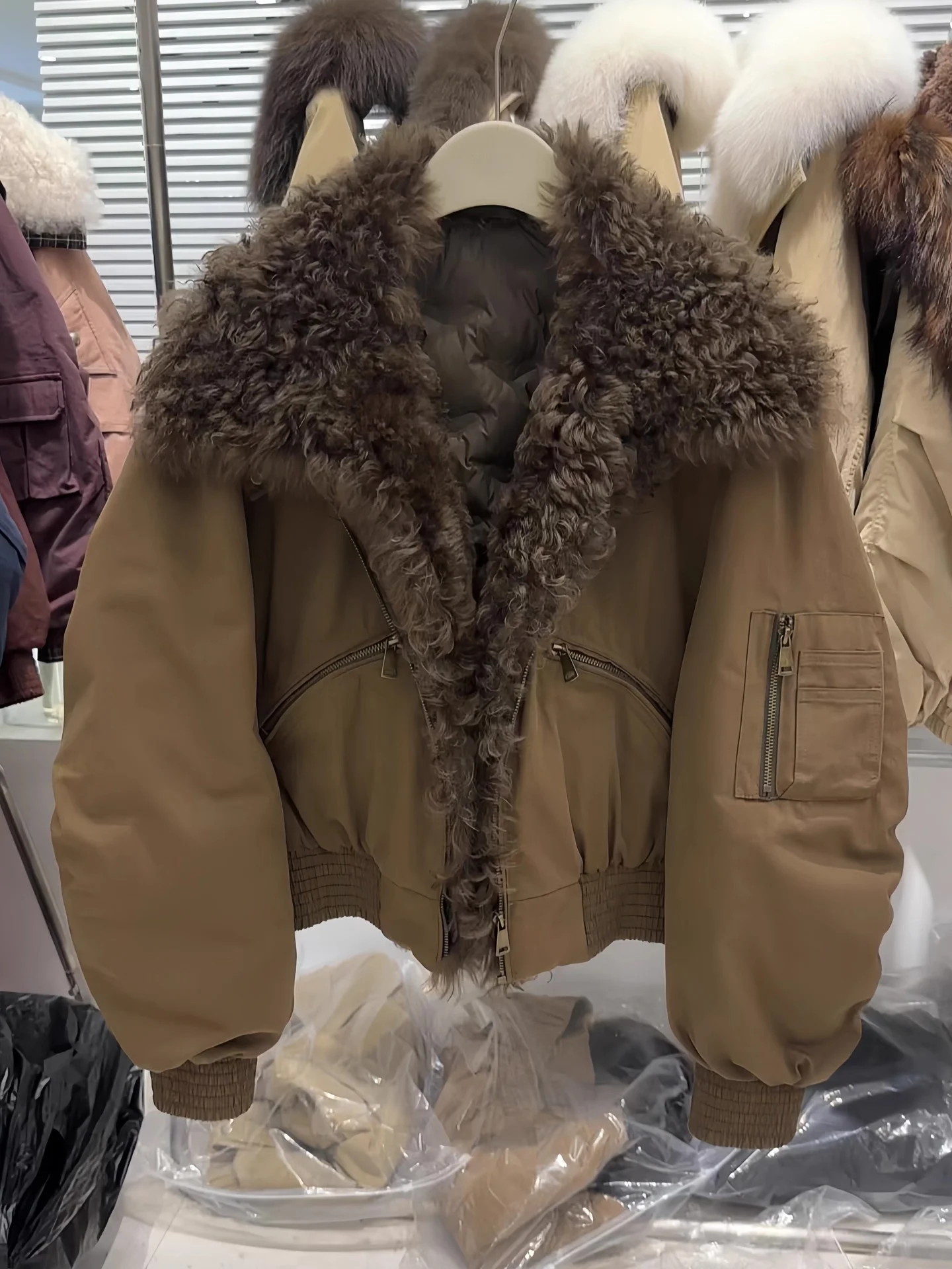 Sli Thiened Large Size Cotton Jaet Women's ort Winter New Loose Faionable Outerwear with Fur Collar Korean Sle
Sli Thiened Large Size Cotton Jaet Women's ort Winter New Loose Faionable Outerwear with Fur Collar Korean Sle