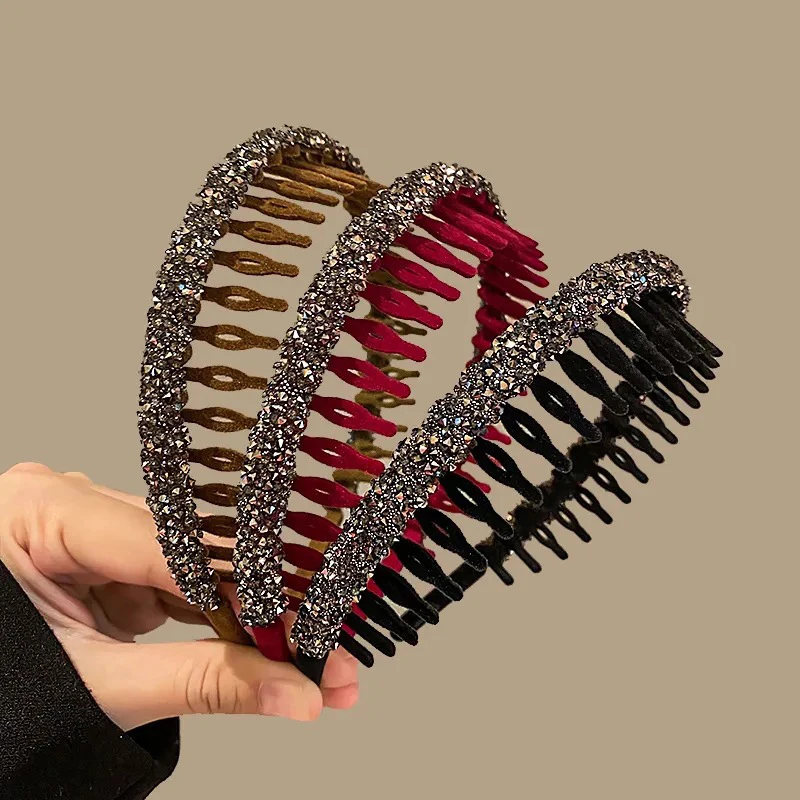 Simple Flocking Hair Band Women Autumn Winter Velvet Headband Toothed Anti Slip Hairpins Headwear Hairpin Hair Accessories
Simple Flocking Hair Band Women Autumn Winter Velvet Headband Toothed Anti Slip Hairpins Headwear Hairpin Hair Accessories
