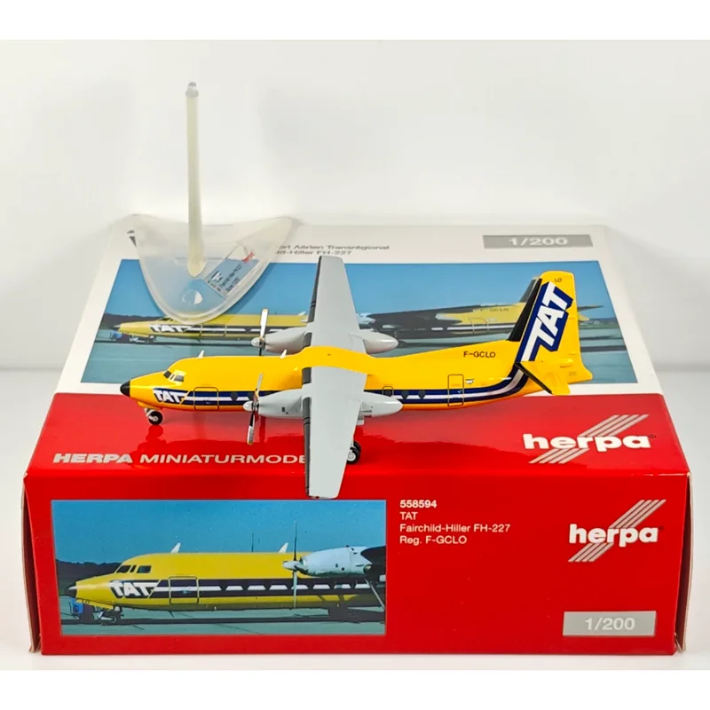 Herpa 1/200 Scale French TAT Airlines Flight FH-227 F-GCLO Alloy Aircraft Model Collectible Decorative Item
Herpa 1/200 Scale French TAT Airlines Flight FH-227 F-GCLO Alloy Aircraft Model Collectible Decorative Item