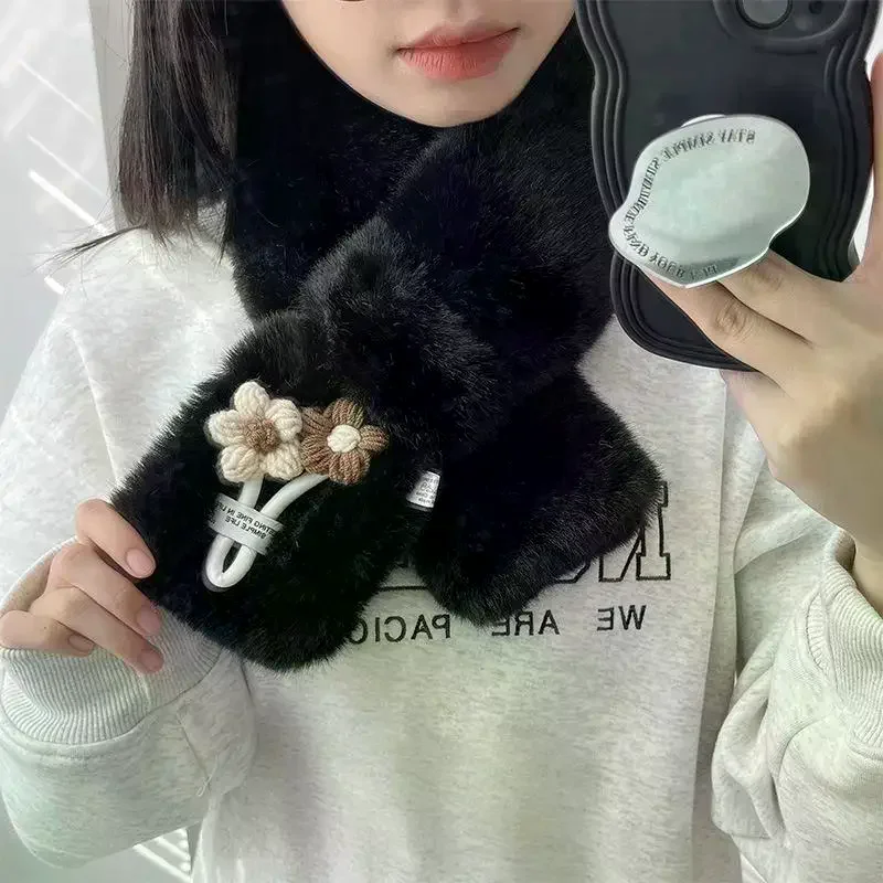 Модный шарф из искусственного меха с плюшевым воротником, женский шарф с милым цветком, мягкие утепленные шарфы, женские теплые шарфы на осень-зиму
Модный шарф из искусственного меха с плюшевым воротником, женский шарф с милым цветком, мягкие утепленные шарфы, женские теплые шарфы на осень-зиму