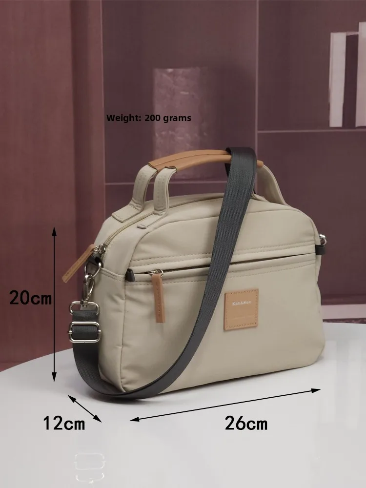 Lightweight Waterproof Single oulder Handbag Korean Sle Ox Cloth Zipper Closure Casual Daily Use Baby Carrng Bag
Lightweight Waterproof Single oulder Handbag Korean Sle Ox Cloth Zipper Closure Casual Daily Use Baby Carrng Bag