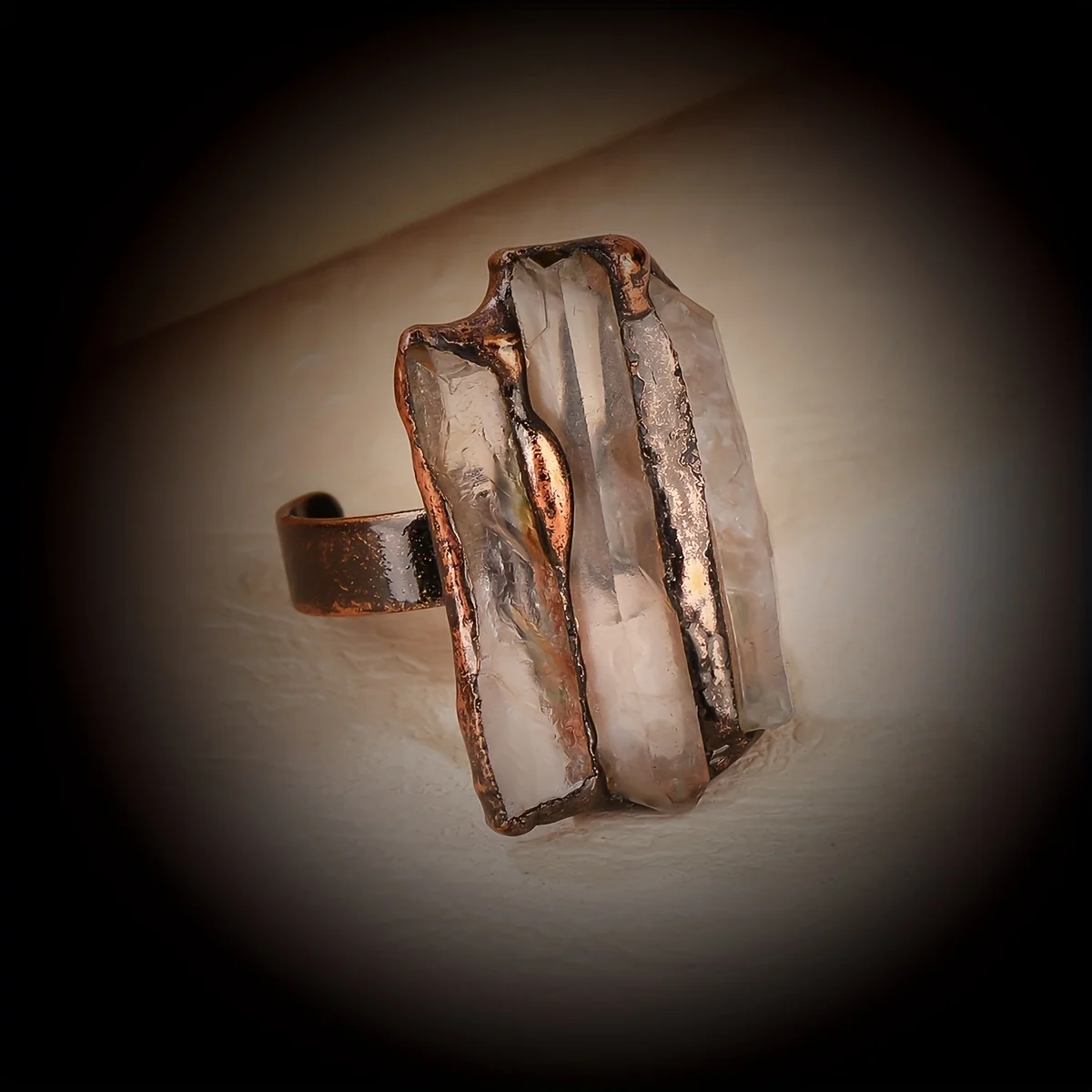 YozyCraft Vintage Style Ring Featuring Three Natural White Crystal Pillars, Perfect As a Gift for Women at Parties
YozyCraft Vintage Style Ring Featuring Three Natural White Crystal Pillars, Perfect As a Gift for Women at Parties