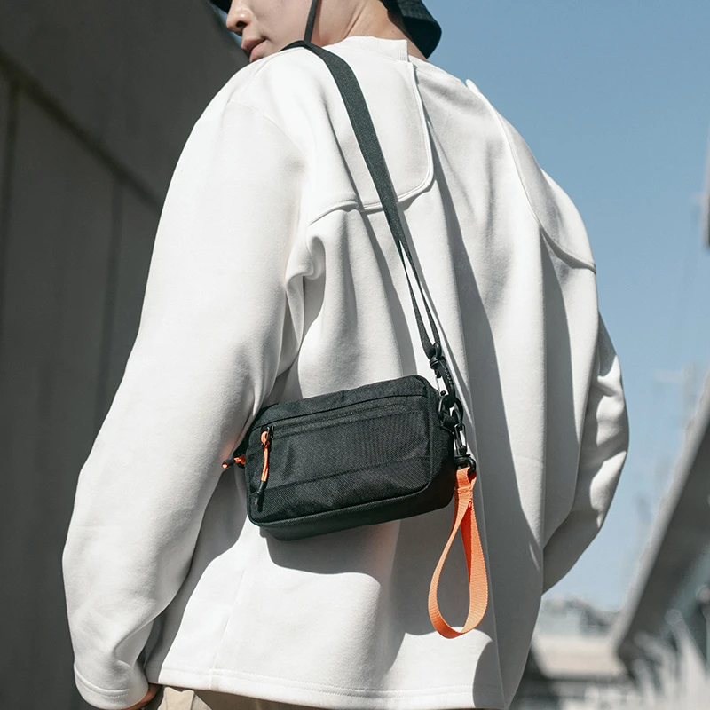 Couple casual crossbody bag - Japanese style, simple and lightweight, suitable for students, trendy and versatile for street wea
Couple casual crossbody bag - Japanese style, simple and lightweight, suitable for students, trendy and versatile for street wea