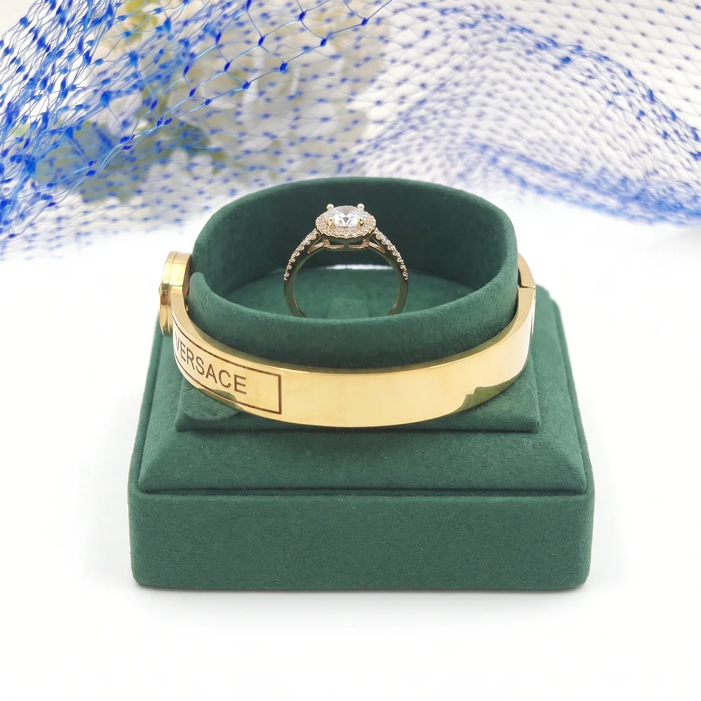 1 Pcs Velvet Ring & Bracelet Display Stand, 2-in-1 Jewelry Showcase Holder for Retail Shop, Photography Prop & Vanity Organizer
1 Pcs Velvet Ring & Bracelet Display Stand, 2-in-1 Jewelry Showcase Holder for Retail Shop, Photography Prop & Vanity Organizer