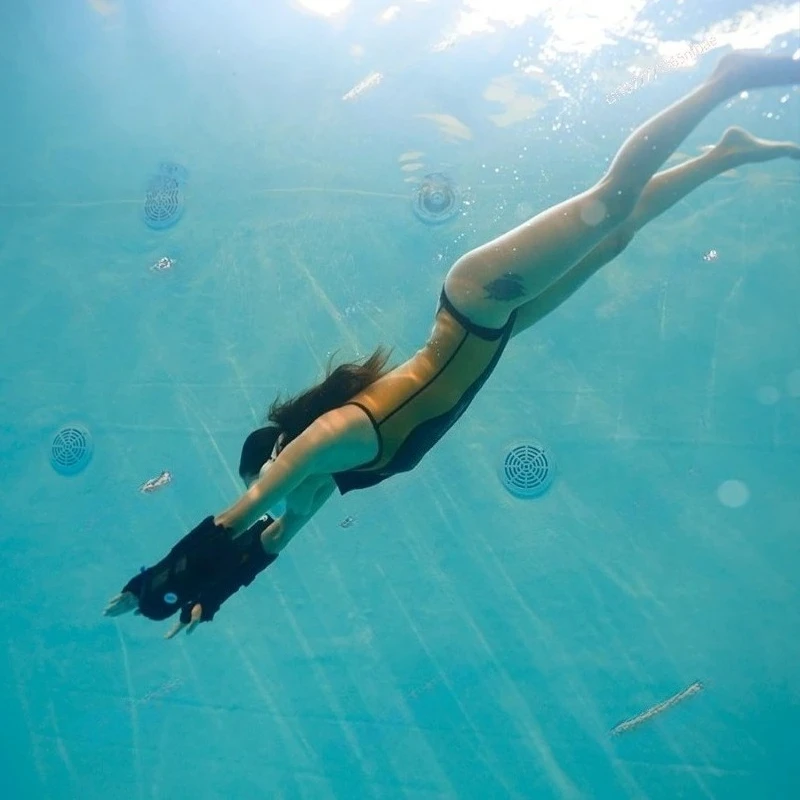 Handheld Underwater Thruster Underwater Power Drone Underwater Scooter Scuba Diving Snorkeling Swimming
Handheld Underwater Thruster Underwater Power Drone Underwater Scooter Scuba Diving Snorkeling Swimming