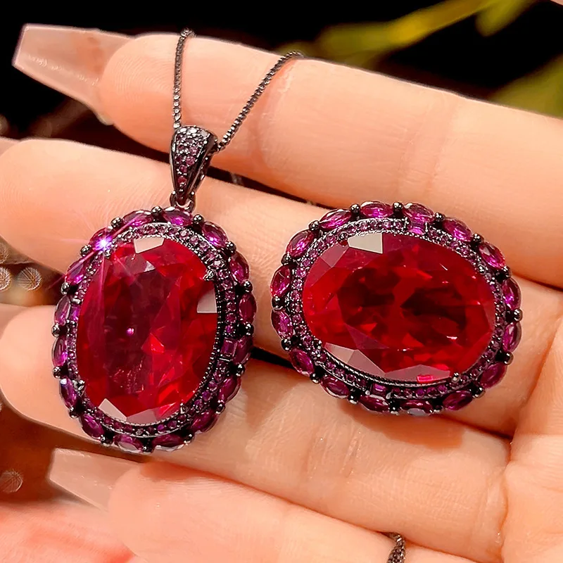 New autumn and winter jewelry set: gold-plated red corundum and black gold with a vintage charm, size 15*20
New autumn and winter jewelry set: gold-plated red corundum and black gold with a vintage charm, size 15*20