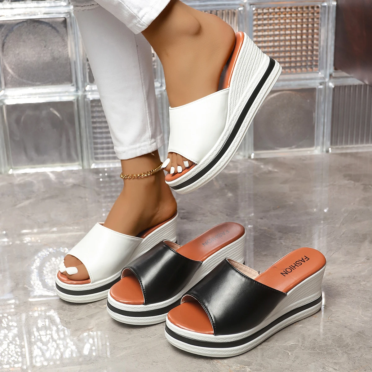 Women Summer Fashion Wedge Sandals Lightweight Thick Sole Beach Shoes Casual Outdoor Chunky Platform Sandals Sandalias Mujer
Women Summer Fashion Wedge Sandals Lightweight Thick Sole Beach Shoes Casual Outdoor Chunky Platform Sandals Sandalias Mujer