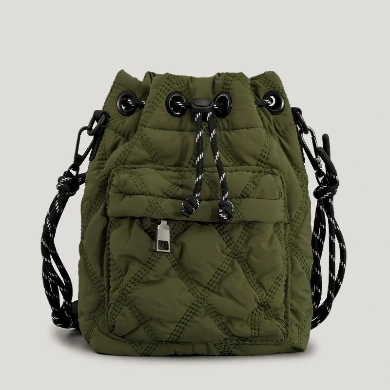 Casual Nylon Padded Women Shoulder Bags Quilted Drawsting Crossbody Bag Vintage Bucket Bag Small Tote Female Purses 2023 Winter
Casual Nylon Padded Women Shoulder Bags Quilted Drawsting Crossbody Bag Vintage Bucket Bag Small Tote Female Purses 2023 Winter