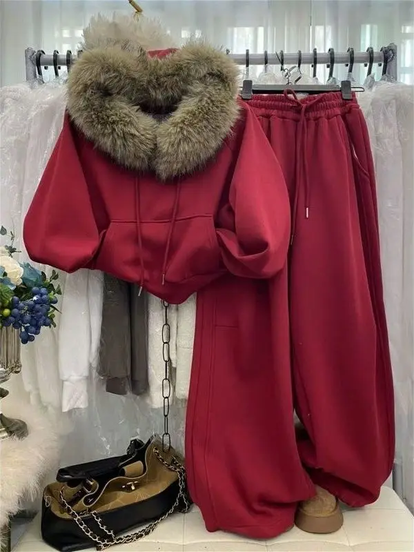 Red Fur Collar Hoodie And Wide Leg Pants Women's Winter Fashion Set Thickened Warm Drawstring Design Shoulder Insertion Long ...
Red Fur Collar Hoodie And Wide Leg Pants Women's Winter Fashion Set Thickened Warm Drawstring Design Shoulder Insertion Long ...