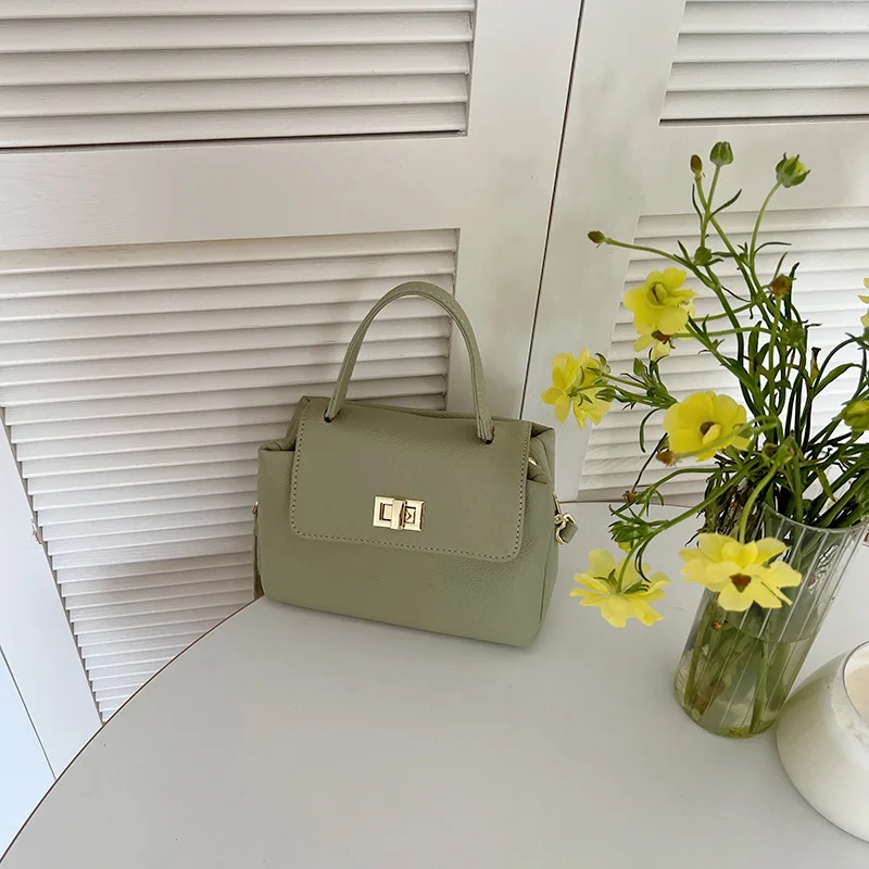 High Quality Genuine Leather Women Crossbody Shoulder Bags 2023 Luxury Solid color Cow Leather Handbag Female Messenger Tote Sac
High Quality Genuine Leather Women Crossbody Shoulder Bags 2023 Luxury Solid color Cow Leather Handbag Female Messenger Tote Sac