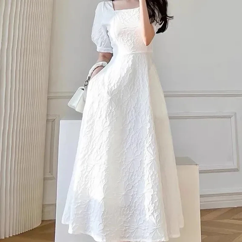 White French dress Women's 2025New Summer Square Collar Bubble Sleeve Vintage Long dress Y2K Female Jacquard Elegant Party dress
White French dress Women's 2025New Summer Square Collar Bubble Sleeve Vintage Long dress Y2K Female Jacquard Elegant Party dress