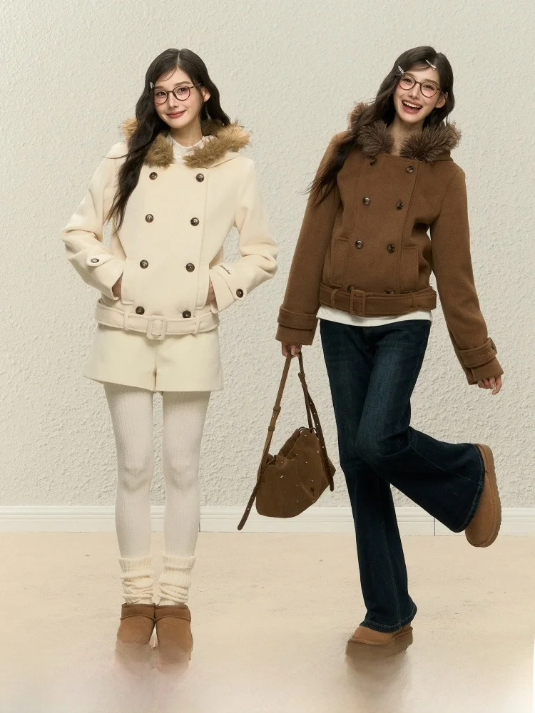Korean Style Women's Short Woolen Coat with Fur Collar Thickened Autumn Winter Fashion Casual Warm Top Double Breasted Button
Korean Style Women's Short Woolen Coat with Fur Collar Thickened Autumn Winter Fashion Casual Warm Top Double Breasted Button