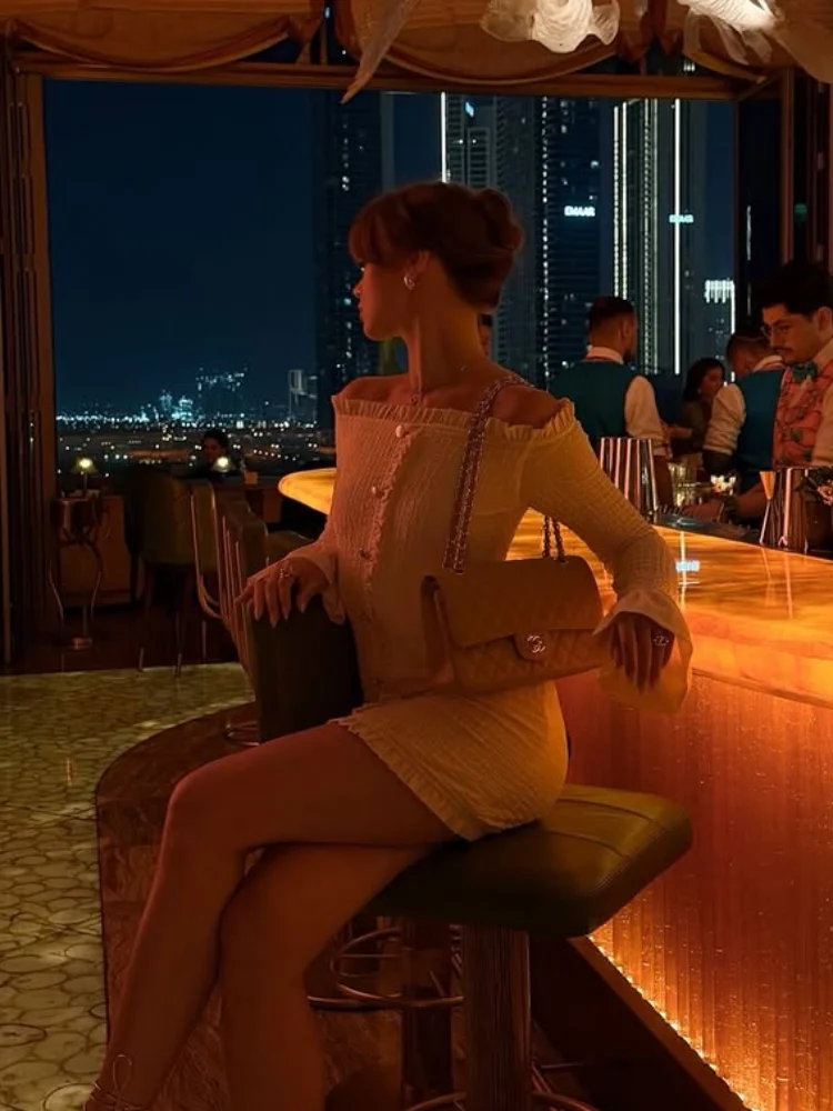 Women Sexy One-shoulder Mini Dress Elegant Flared Sleeves Single Lace Bodycon Short Dresses 2026 New Lady Evening Party Vestido
Women Sexy One-shoulder Mini Dress Elegant Flared Sleeves Single Lace Bodycon Short Dresses 2026 New Lady Evening Party Vestido