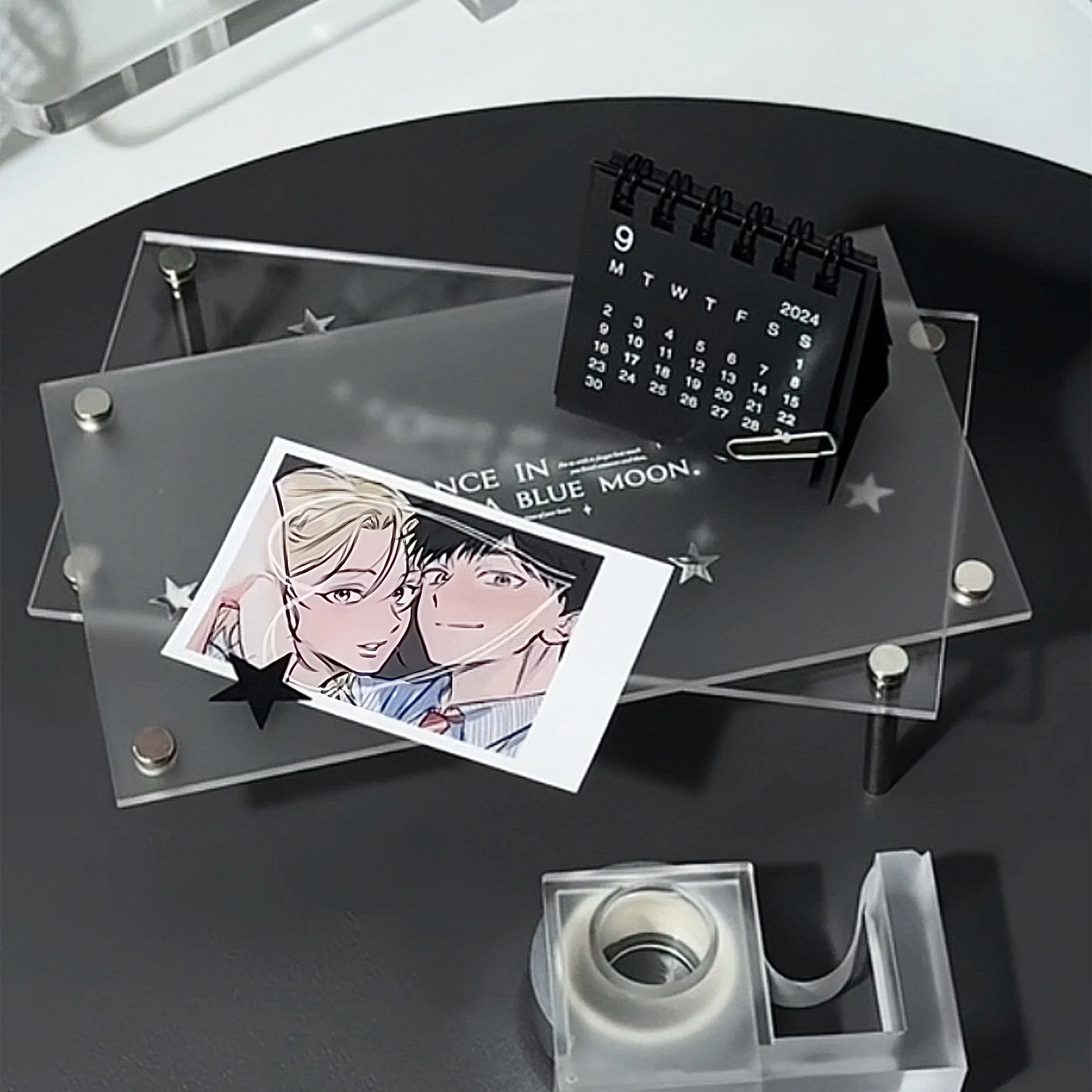 Clear / Matte Acrylic Photo Display Stand Magnetic Aesthetic Desktop Organizer Rack for Polaroids, Mini Cards & 4x6 Prints
Clear / Matte Acrylic Photo Display Stand Magnetic Aesthetic Desktop Organizer Rack for Polaroids, Mini Cards & 4x6 Prints