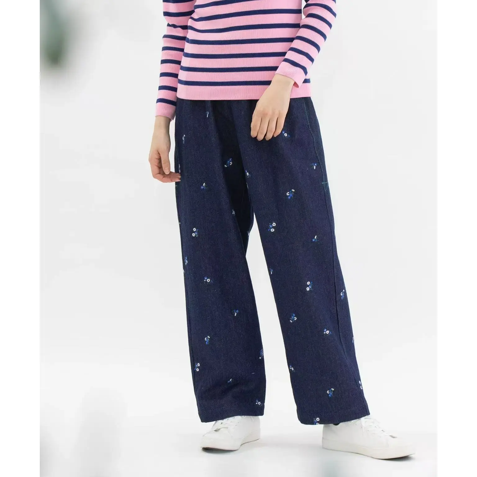 Elegant Embroidered Thin Cotton Women's Pants High Waist Straight Leg Breathable Summer New Style Sweet Tied Waist Pure Cotton
Elegant Embroidered Thin Cotton Women's Pants High Waist Straight Leg Breathable Summer New Style Sweet Tied Waist Pure Cotton