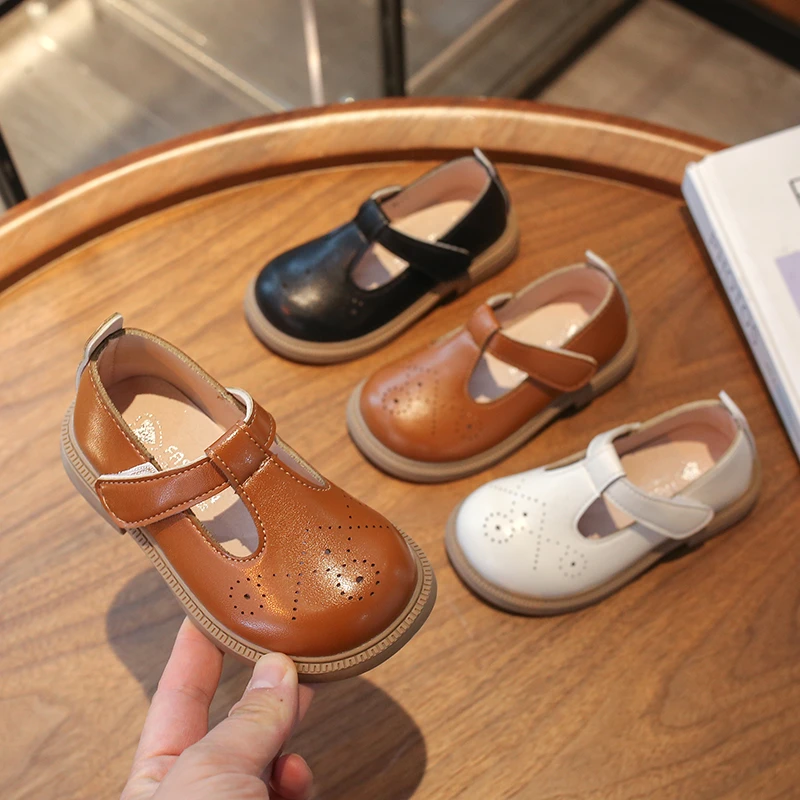 2025 Spring Autumn Children's Leather Shoes Cut-outs T-strap Black Girl Shoes School Simple Versatile Kids Fashion Causal Shoes
2025 Spring Autumn Children's Leather Shoes Cut-outs T-strap Black Girl Shoes School Simple Versatile Kids Fashion Causal Shoes