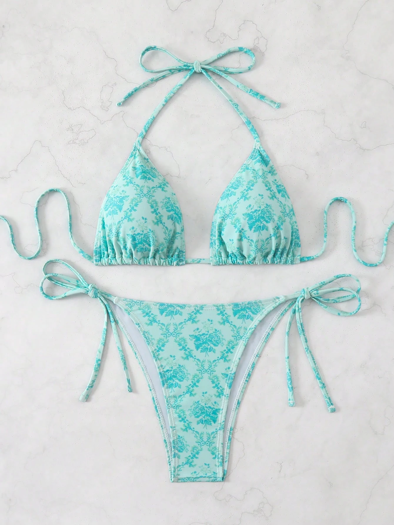 Swimsuit women's 2025 new turquoise bikini sexy small breasts three-point halterneck beach soaking hot spring
Swimsuit women's 2025 new turquoise bikini sexy small breasts three-point halterneck beach soaking hot spring