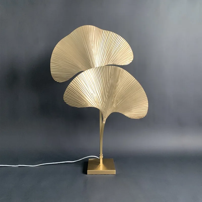 Modern light luxury all-copper apricot leaf all-copper table lamp creative designer villa model room table lamp lamps
Modern light luxury all-copper apricot leaf all-copper table lamp creative designer villa model room table lamp lamps