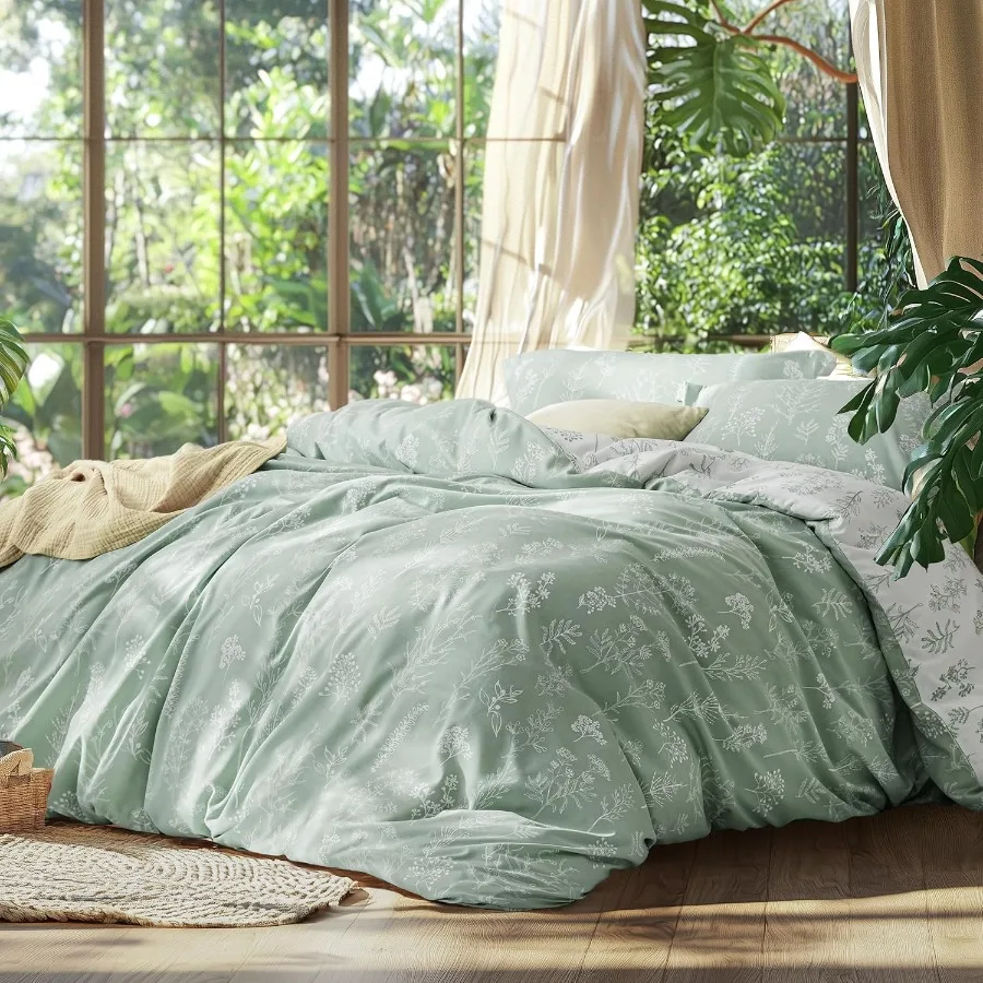 Queen Comforter Set in Sage Green with Cute Floral Design for Bedroom Decor Includes 1 Soft Reversible Botanical Flowers Comfor
Queen Comforter Set in Sage Green with Cute Floral Design for Bedroom Decor Includes 1 Soft Reversible Botanical Flowers Comfor