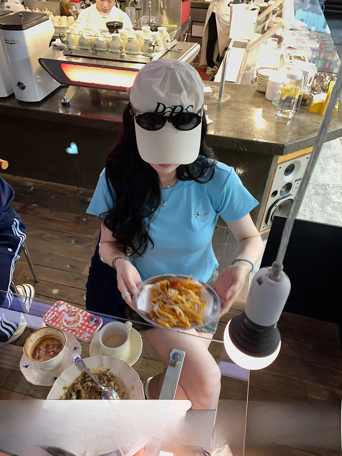 Stberry Jump Fre Youthful Color Embroidered ort Sve T-irt Women Summer Casual Versatile Slim Fit ort Leng...
Stberry Jump Fre Youthful Color Embroidered ort Sve T-irt Women Summer Casual Versatile Slim Fit ort Leng...