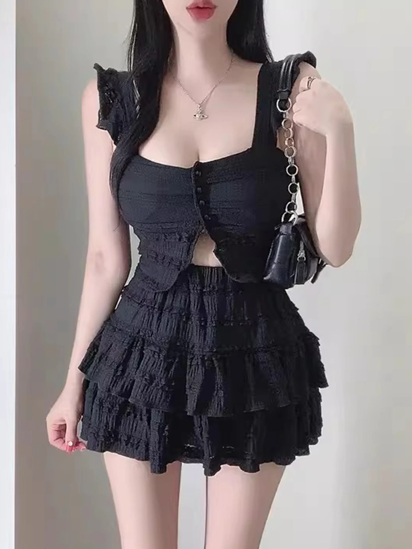 Fashionable Wooden Trim Halter Top And High Waist Skirt Women's Summer Outfit Two-Piece Set Commute Style for Adults
Fashionable Wooden Trim Halter Top And High Waist Skirt Women's Summer Outfit Two-Piece Set Commute Style for Adults