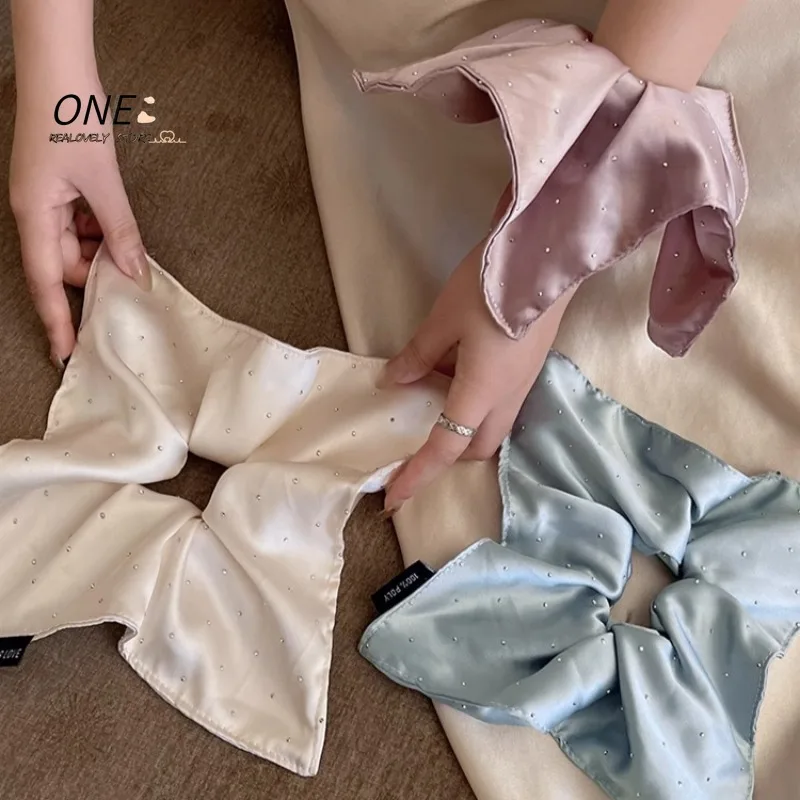 French Style Satin Square Scarf Large Intestine Hair Tie Solid Color Elegant Hair Accessory Head Rope Hair Tie Headpiece
French Style Satin Square Scarf Large Intestine Hair Tie Solid Color Elegant Hair Accessory Head Rope Hair Tie Headpiece