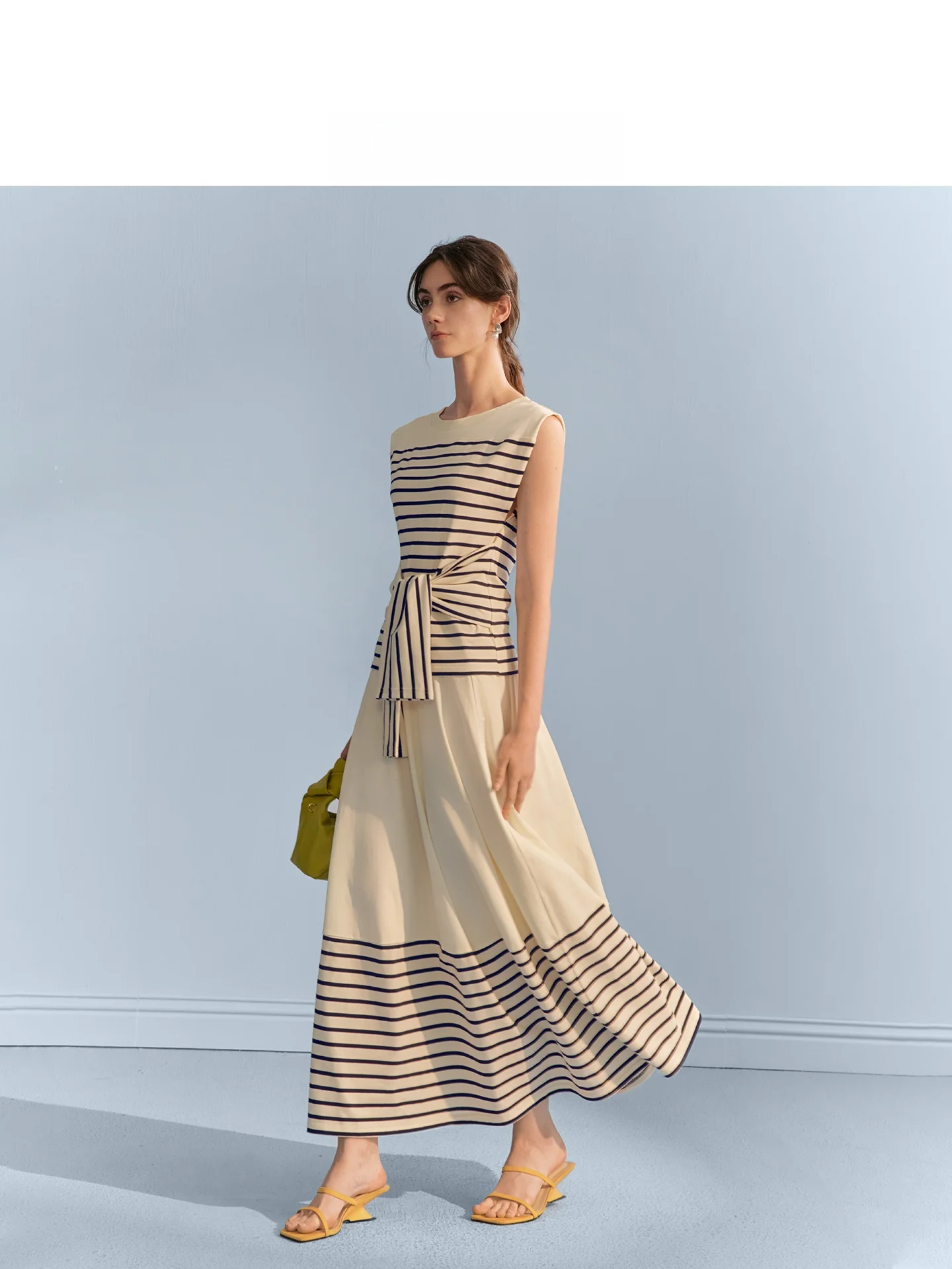 AEL Original Striped Belted Sleeveless T-Shirt Set Women's High Waist Slimming Skirt Two-Piece Set Summer Fashion Casual Wear
AEL Original Striped Belted Sleeveless T-Shirt Set Women's High Waist Slimming Skirt Two-Piece Set Summer Fashion Casual Wear