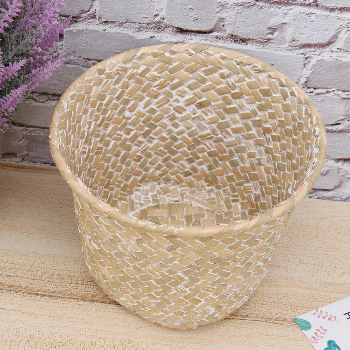 Grass Weaving Basket Natural Storage Solution for Bedroom Living Room Desk Multifunctional Woven Sundries Box Eco 
Grass Weaving Basket Natural Storage Solution for Bedroom Living Room Desk Multifunctional Woven Sundries Box Eco