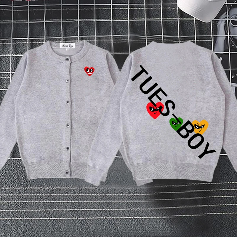 Tues-Boy Cute Face Heart Oblique Letter Print Women Cardigan Red Eye Beard Heart Embroidery Cotton Single Breasted Lady Sweater
Tues-Boy Cute Face Heart Oblique Letter Print Women Cardigan Red Eye Beard Heart Embroidery Cotton Single Breasted Lady Sweater