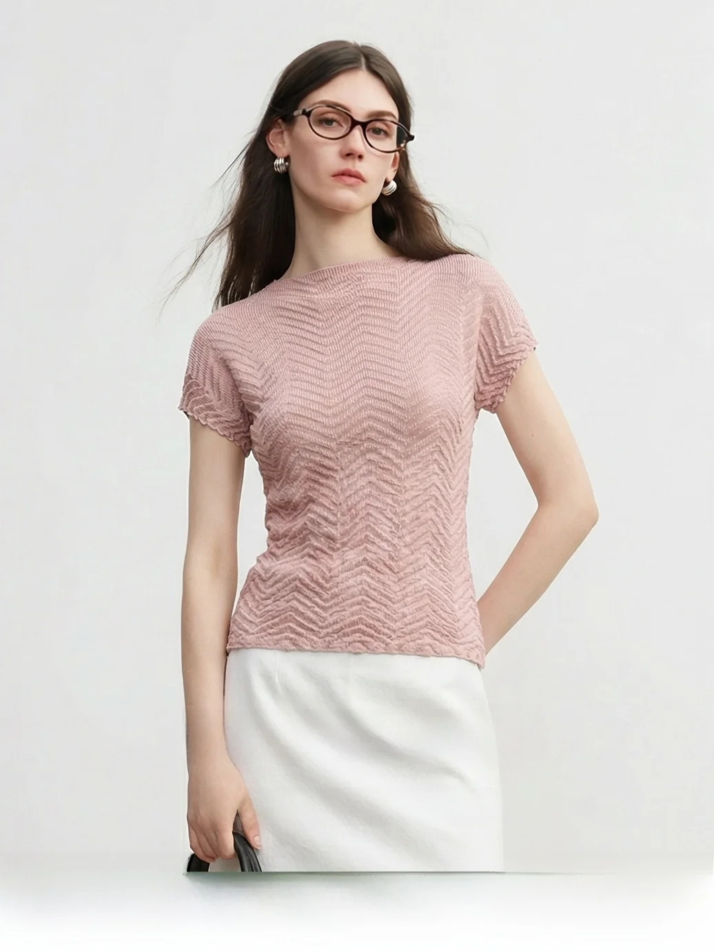 Miiine Slim Fit Short Sleeve T-Shirt Half High Collar Pleated Breathable Casual Style Polyester Fiber Summer Top for Women
Miiine Slim Fit Short Sleeve T-Shirt Half High Collar Pleated Breathable Casual Style Polyester Fiber Summer Top for Women