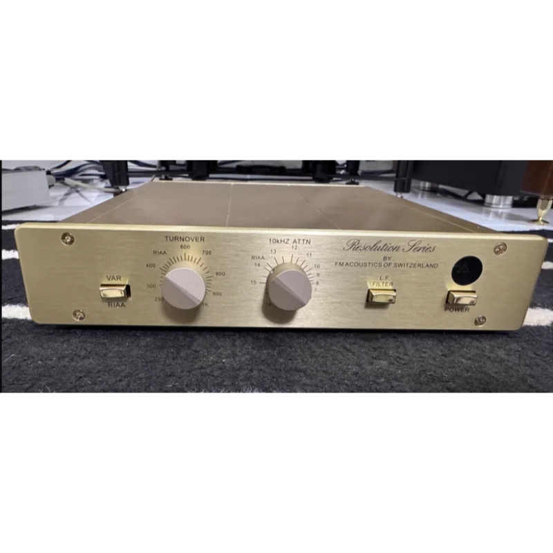 FM122 singing and playing machine, with MM and MC inputs, adjustable input impedance and capacitance, and a filter for selection
FM122 singing and playing machine, with MM and MC inputs, adjustable input impedance and capacitance, and a filter for selection