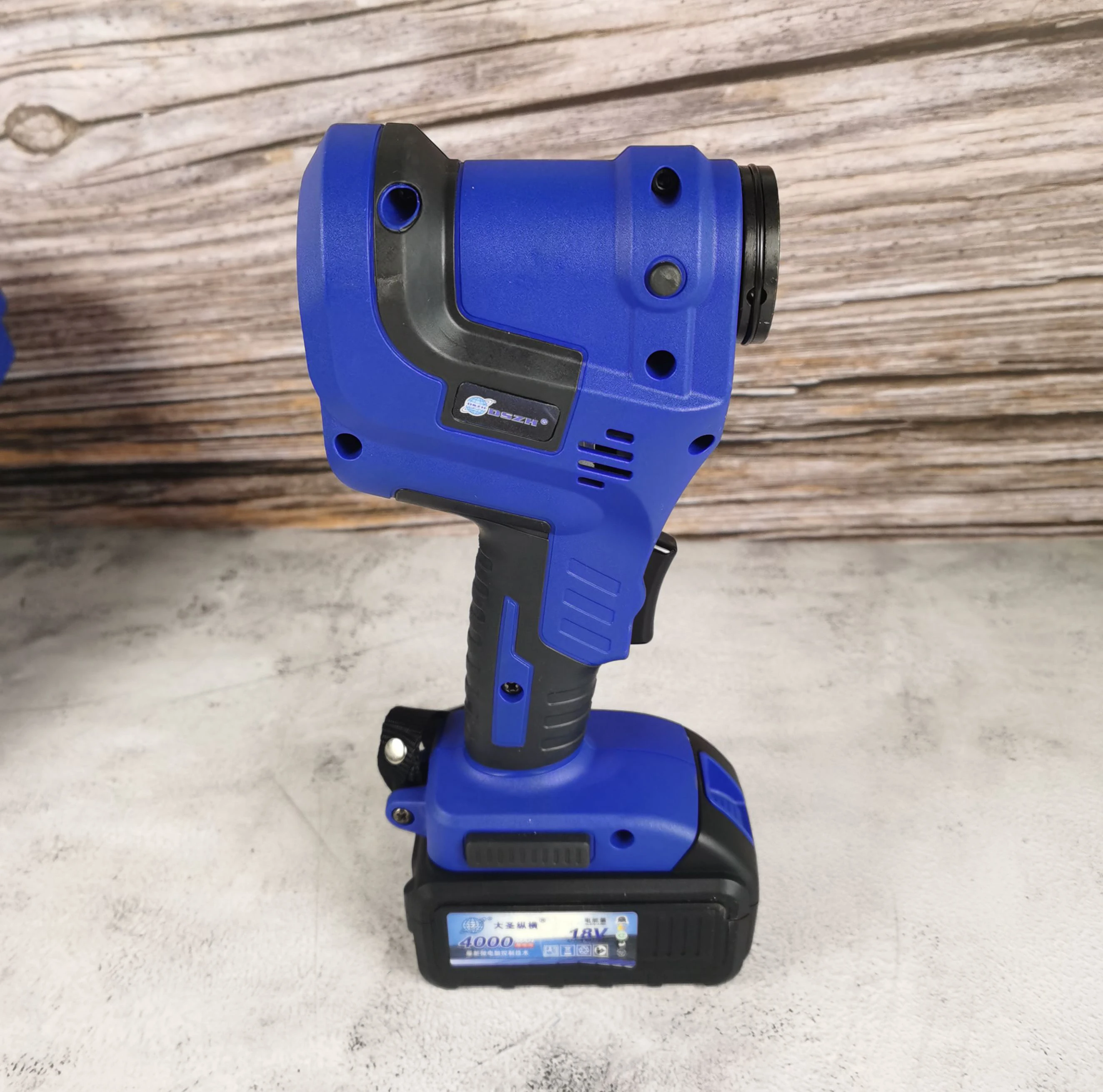 Cordless Electric Flaring Tool Kit with Scraper Tube cutter Spare Battery Steel Bar CT-E800A high quality
Cordless Electric Flaring Tool Kit with Scraper Tube cutter Spare Battery Steel Bar CT-E800A high quality