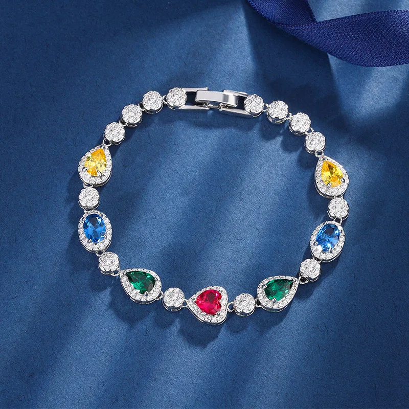 Zircon inlaid 925 sterling silver bracelet, exquisite craftsmanship, women, exquisite choice for daily matching, party gift
Zircon inlaid 925 sterling silver bracelet, exquisite craftsmanship, women, exquisite choice for daily matching, party gift