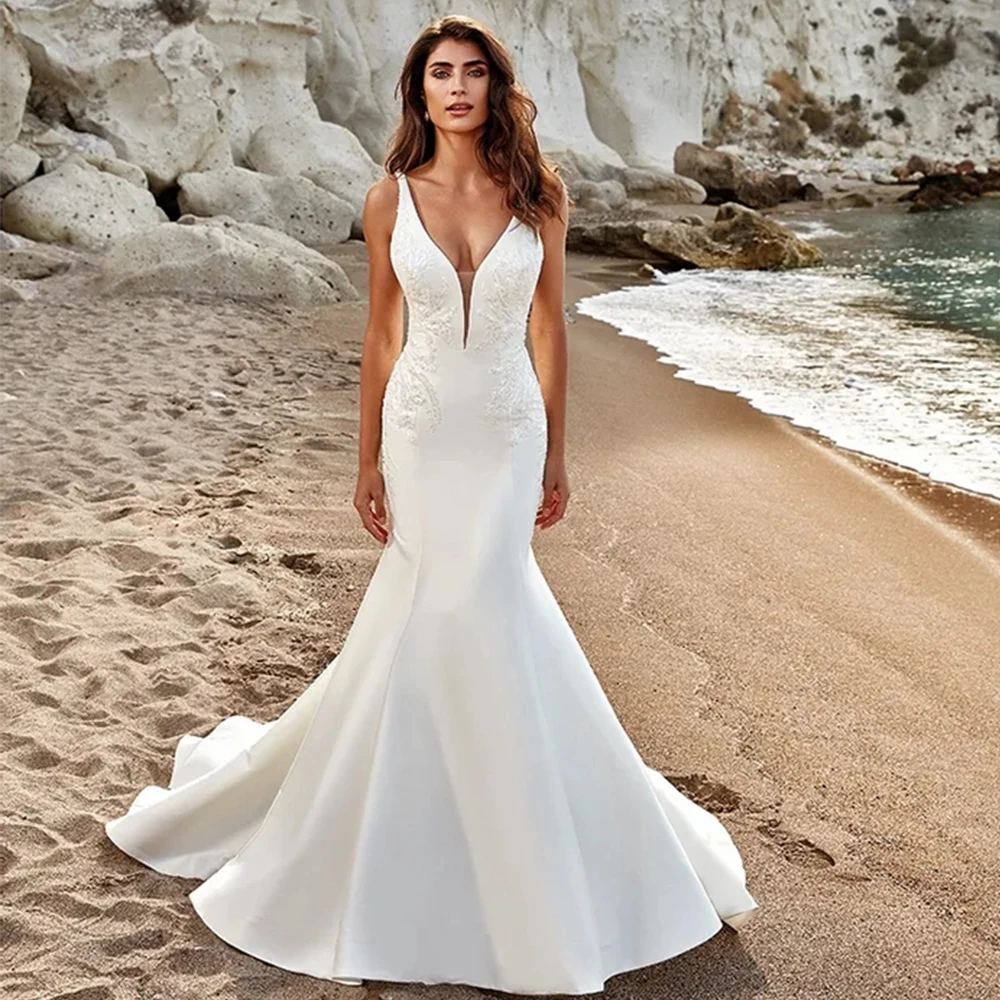 Classic Mermaid Wedding Dress Sexy Deep V-Neck Sleeveless with Applique Open Back Floor Length Bridal Satin Customized Gowns
Classic Mermaid Wedding Dress Sexy Deep V-Neck Sleeveless with Applique Open Back Floor Length Bridal Satin Customized Gowns