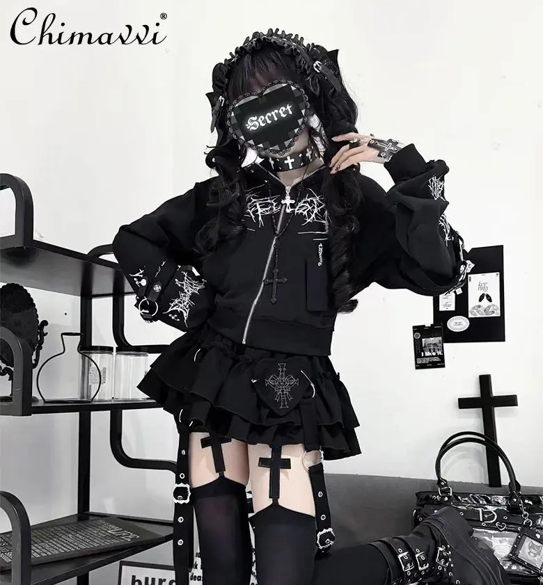 Original Japanese Subculture Embroidered Hooded Rivets Dark Short Coat 2026 Spring Autumn New Punk Long Sleeves Sweatshirt
Original Japanese Subculture Embroidered Hooded Rivets Dark Short Coat 2026 Spring Autumn New Punk Long Sleeves Sweatshirt
