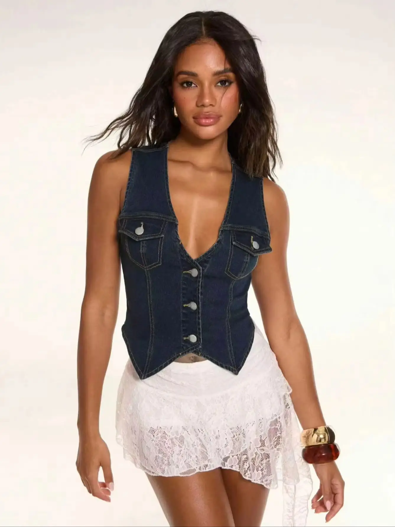 CHICATWILL Summer New Fashion European Sexy Sleeveless Women's Top Denim Vest Slim Elegant Ladies V-Neck Jacket Female
CHICATWILL Summer New Fashion European Sexy Sleeveless Women's Top Denim Vest Slim Elegant Ladies V-Neck Jacket Female
