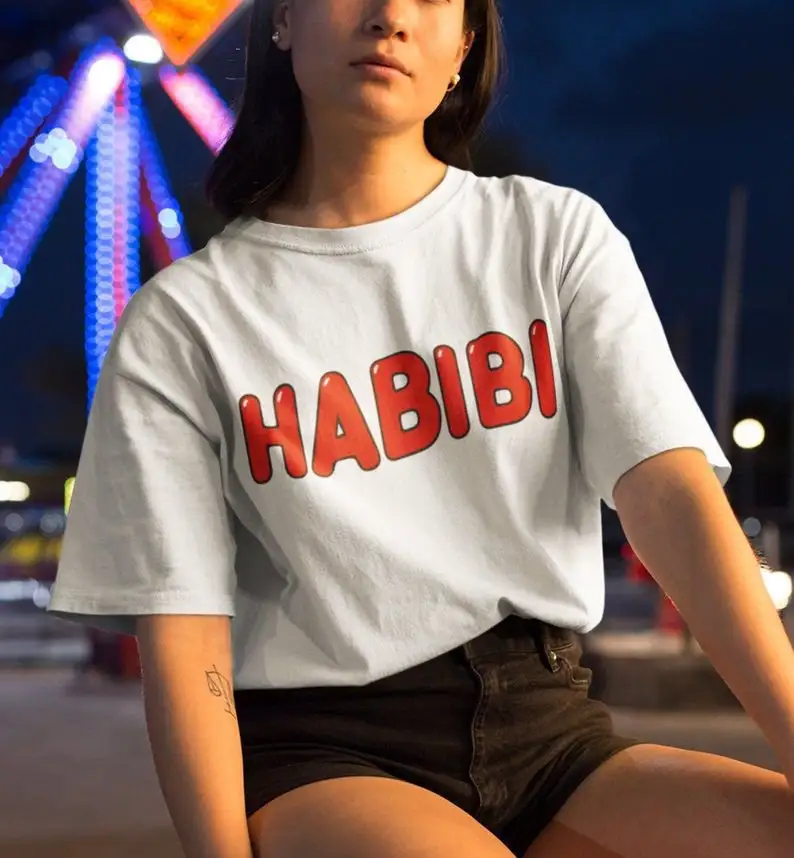 Топы Habibi, арабская уличная одежда, арабская унисекс, мусульманская рубашка Habibi Rave, мужская и женская модная хлопковая футболка с круглым вырезом, летняя футболка
Топы Habibi, арабская уличная одежда, арабская унисекс, мусульманская рубашка Habibi Rave, мужская и женская модная хлопковая футболка с круглым вырезом, летняя футболка