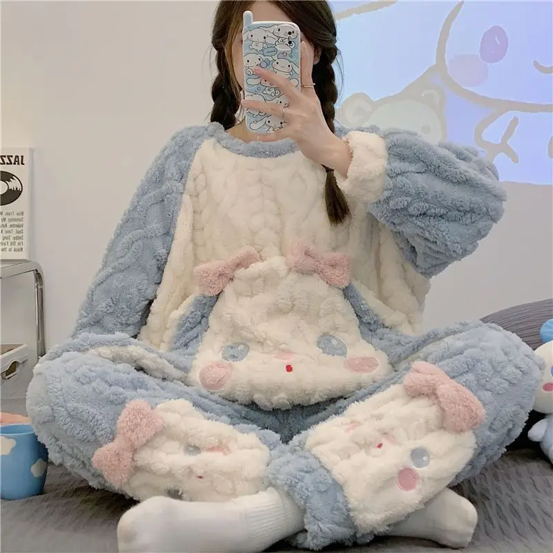 Cinnamoroll Pajamas Woman Sanrio Kawaii Pochacco Anime Cartoon Autumn Winter Coral Fleece Keep Warm Woman Cute Loungewear Set
Cinnamoroll Pajamas Woman Sanrio Kawaii Pochacco Anime Cartoon Autumn Winter Coral Fleece Keep Warm Woman Cute Loungewear Set