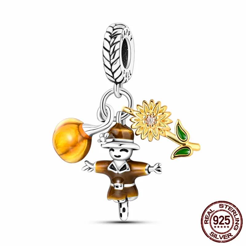 S925 sterling silver wheat field man charm bead, paired with an original bracelet, makes a perfect DIY jewelry gift for women.
S925 sterling silver wheat field man charm bead, paired with an original bracelet, makes a perfect DIY jewelry gift for women.