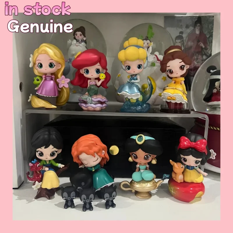В наличии подлинная серия Disney Princess Fairy Town, слепая коробка, мультяшная мини-фигурка аниме, Коллекционная модель, декор, игрушки, подарок
В наличии подлинная серия Disney Princess Fairy Town, слепая коробка, мультяшная мини-фигурка аниме, Коллекционная модель, декор, игрушки, подарок