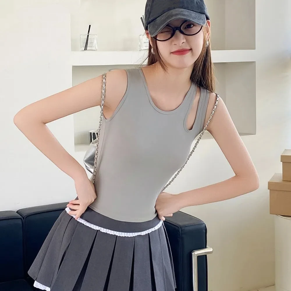 Breathable With Chest Cushion Women Camisole Solid Color Non Trace Crop Tops Tanks Slim Fit Korean Style Corset Spring Summer
Breathable With Chest Cushion Women Camisole Solid Color Non Trace Crop Tops Tanks Slim Fit Korean Style Corset Spring Summer