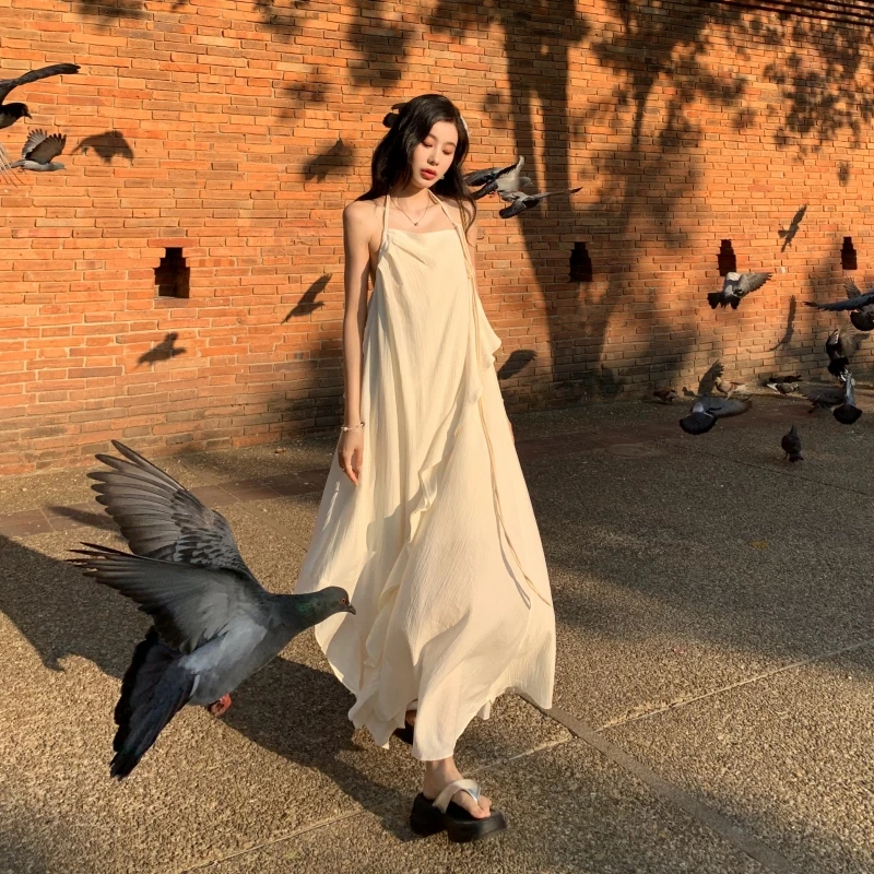 2024 New Summer Fairy Halter Designer Dress Women Beige Long Lolita Birthday Party Dresses Vacation Female Backless Dresses
2024 New Summer Fairy Halter Designer Dress Women Beige Long Lolita Birthday Party Dresses Vacation Female Backless Dresses